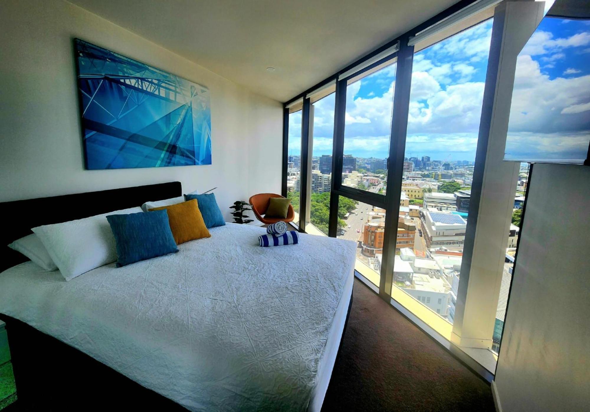 Great Location And Amazing Views Apartment *